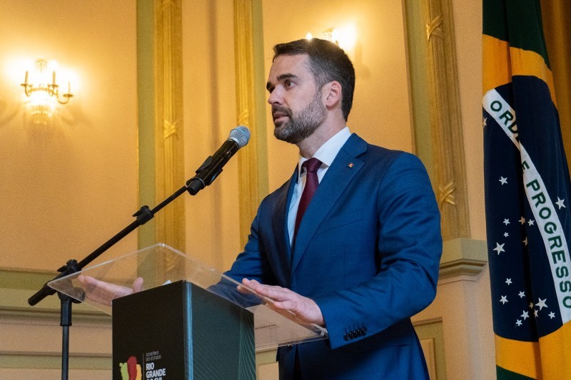 "Essa cooperação é para fazer com que os recursos de apoio aos empreendedores do turismo cheguem lá na ponta", disse Leite